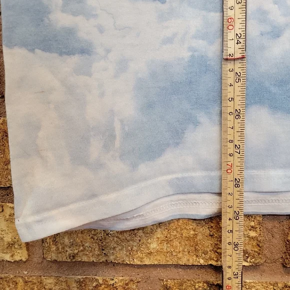 Pink Floyd Dark Side of the Moon Prism Graphic Tee Galaxy All Over Print Size L - Picture 10 of 10